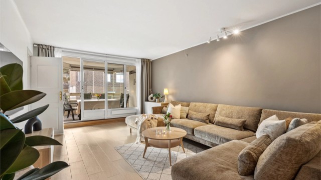 Robin Lauritzen v/ Krogsveen Eiendomsmegling har gleden av å presentere Henrik Sørensens vei 42!