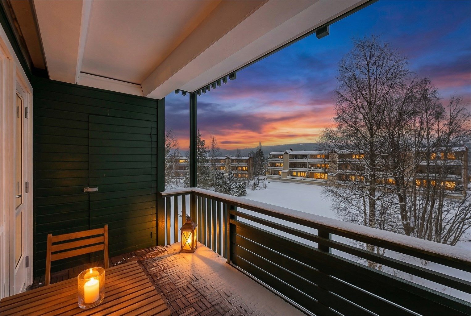 På balkongen er det bod med ekstra lagringsmuligheter. Boden er på ca. 4 kvm. Foto: Zovenfra AS