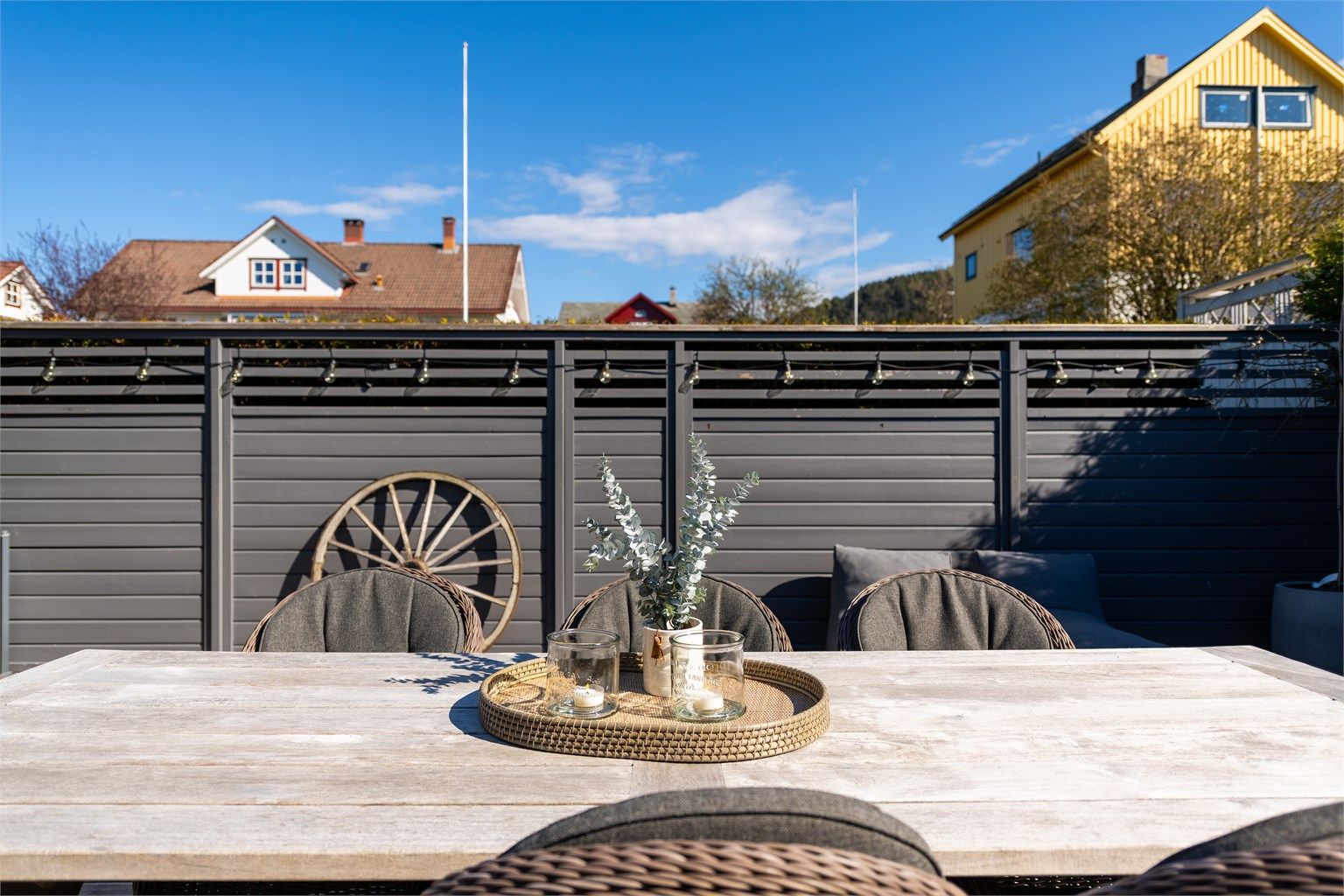 Detaljefoto fra uteplassen