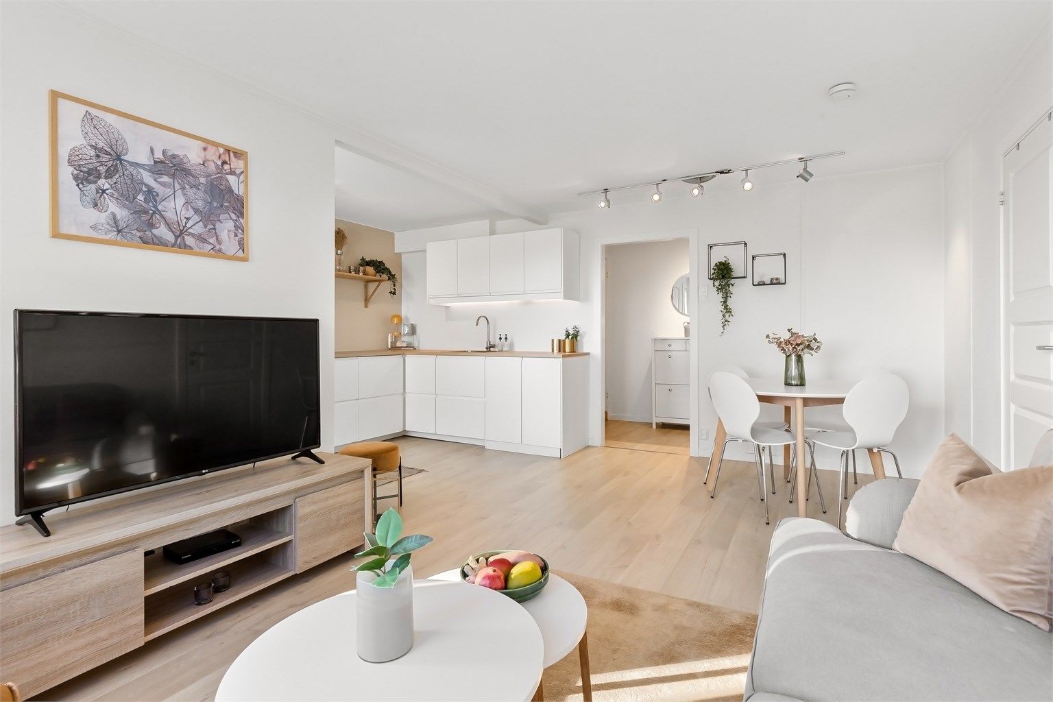 Velkommen til Durudveien 16A - Elegant og arealeffektiv 2-roms i populære Durud Borettslag