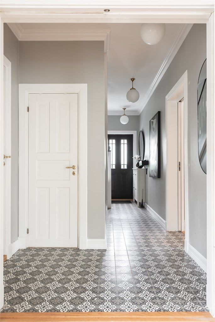 Innbydende entré med Marrakech gulvfliser med varmekabler