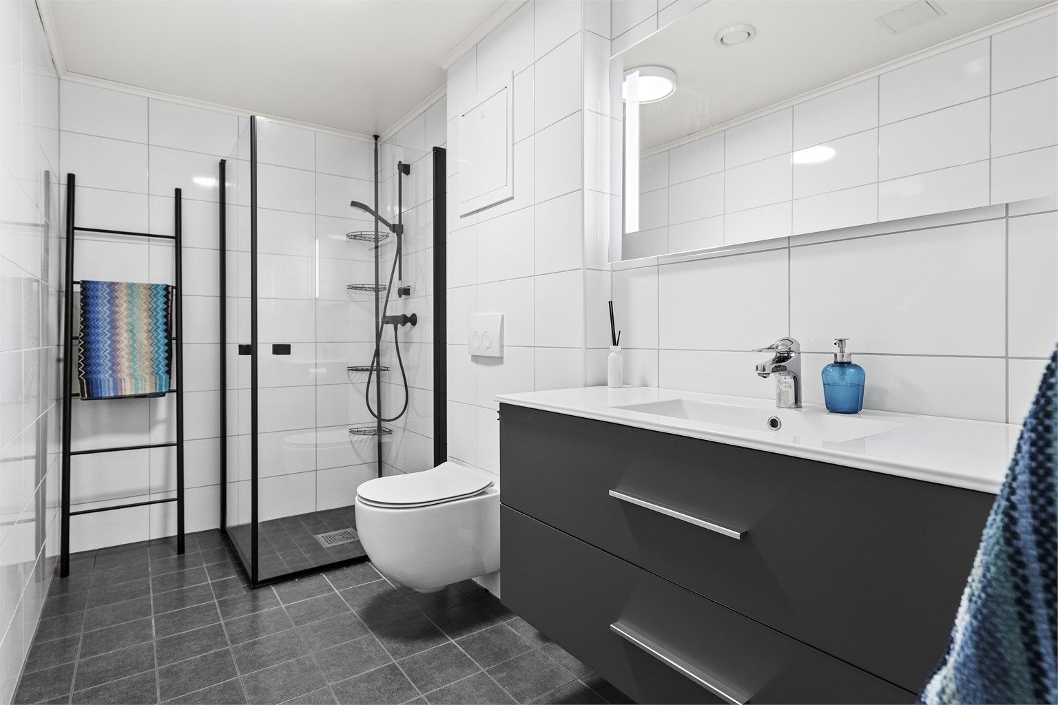 Badet ble rehabilitert av borettslaget i 2024. 