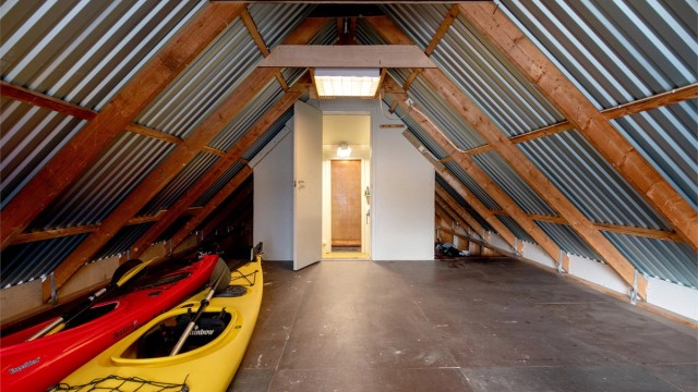 Fra loft mot arbeidsrom i bakkant