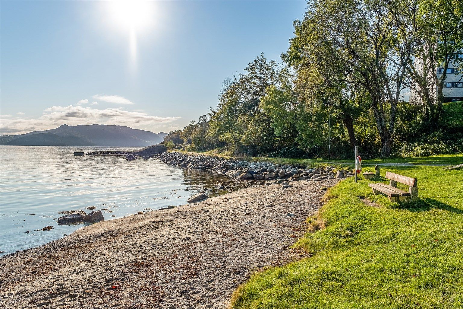 Like ved er også noen av byens flotteste tur - og rekreasjonsområder ved Godalen og Rosenli. 