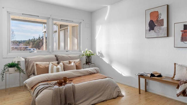 - Meget romslig hovedsoverom -