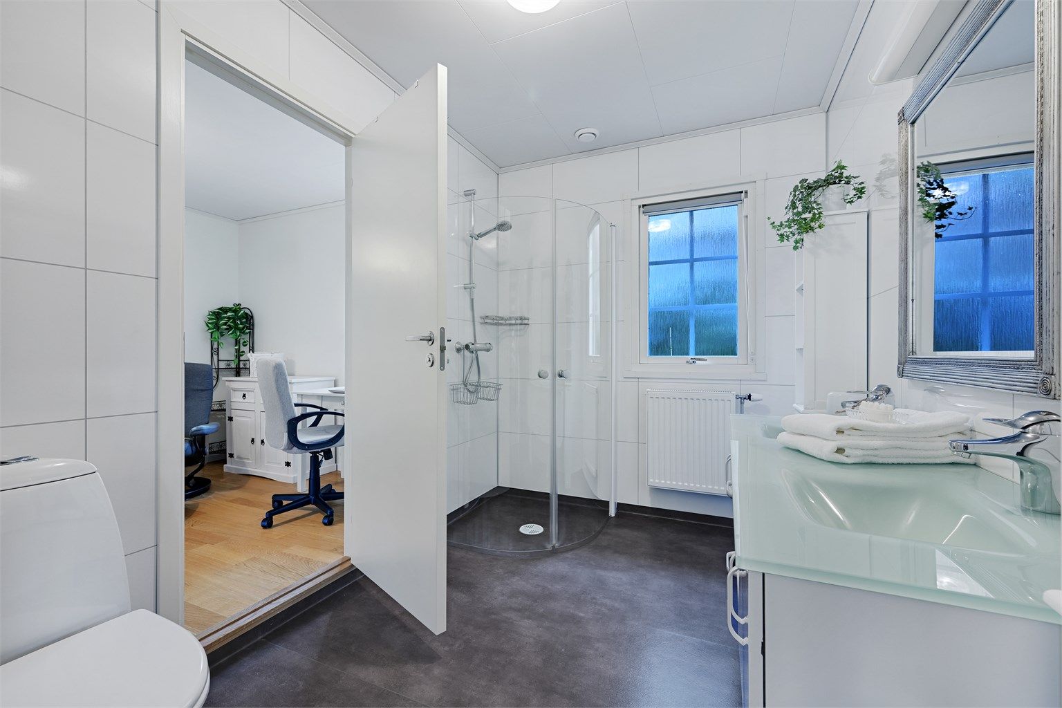 Balansert ventilasjon sikrer et godt inneklima på badet.