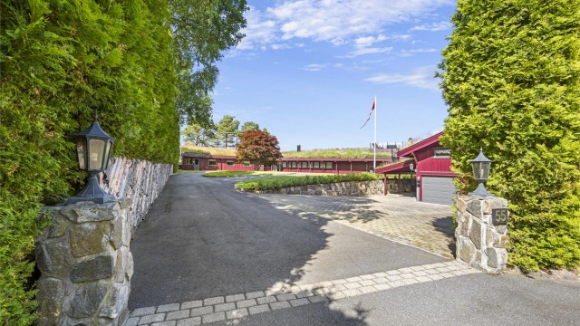 Velkommen til Skibheiveien 55 - En perle ca. 800 meter fra sentrumsgatene.