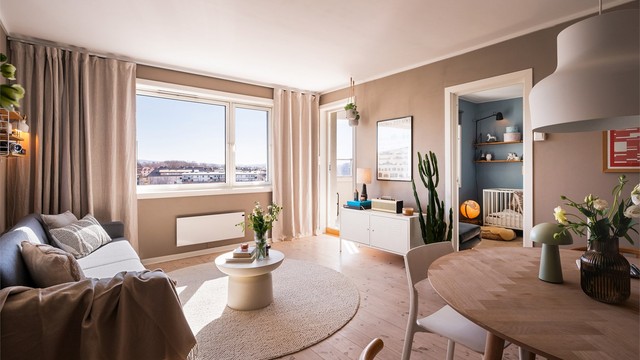 Her er det malt i moderne farger og man har pene tregulv