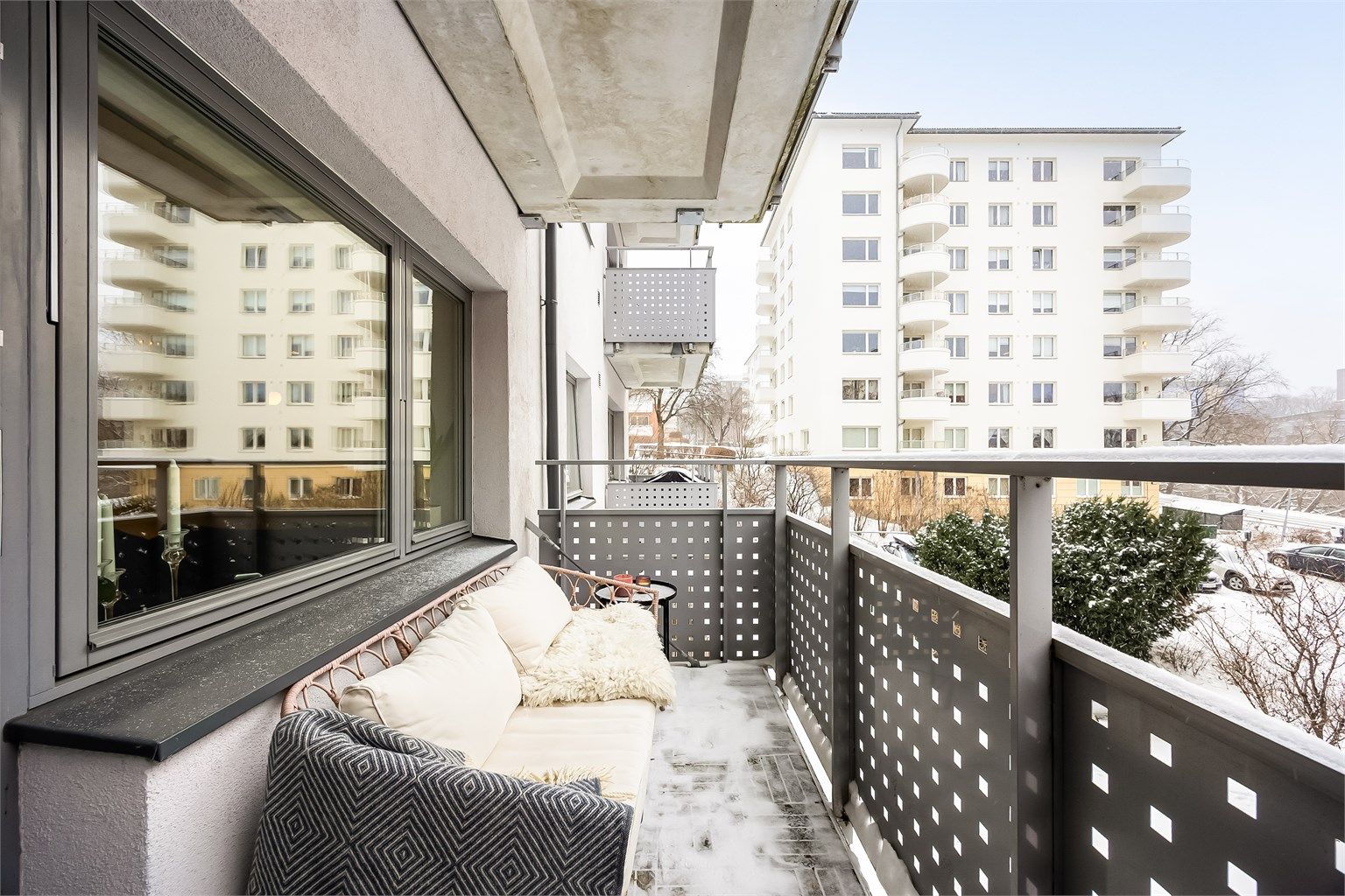 Leiligheten har en fantastisk beliggenhet for de som ønsker å bo sentralt med gangavstand til alle servicetilbud og fasiliteter! Foto: Marit Andersen.