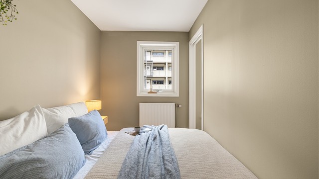 Oppvarming via radiatorer er inkludert i felleskostnadene.