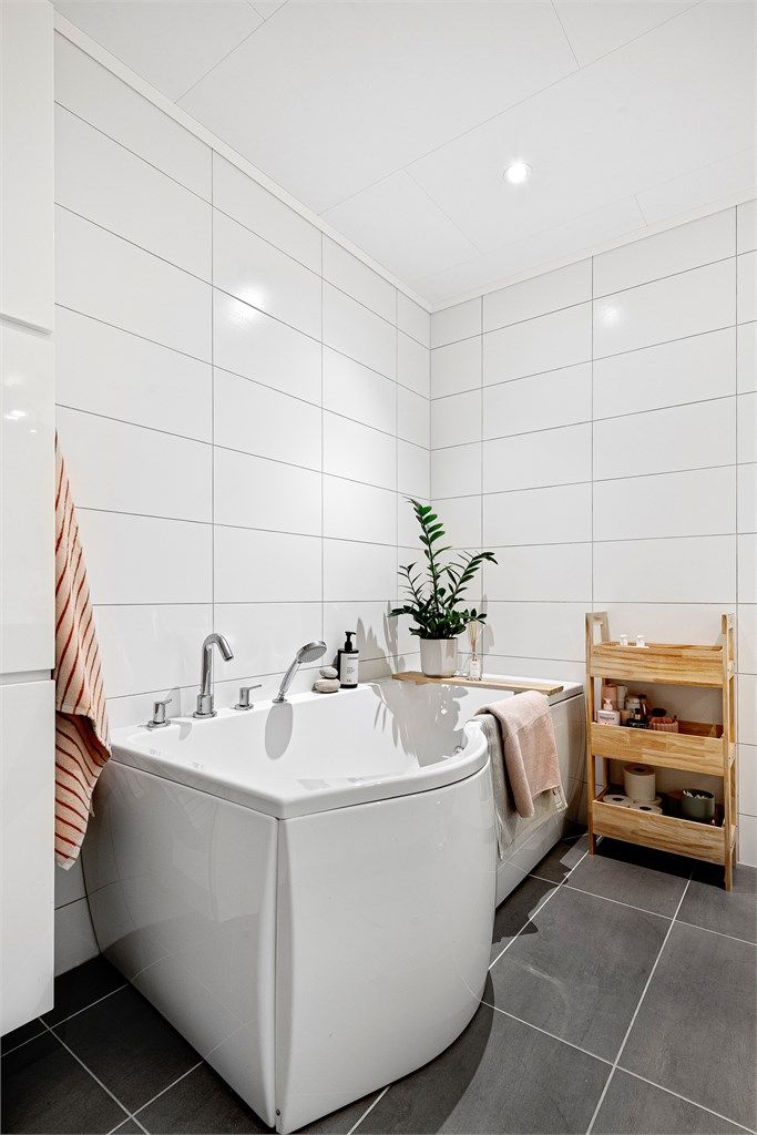 Varmekabler i gulvet sørger for god komfort.