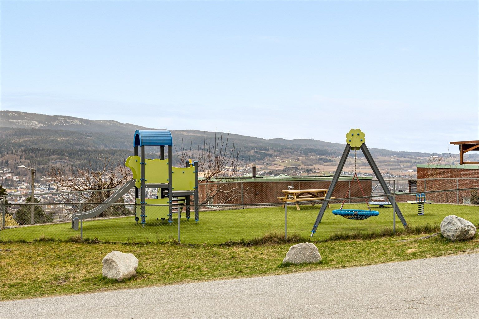 Lekeplass i nærområdet