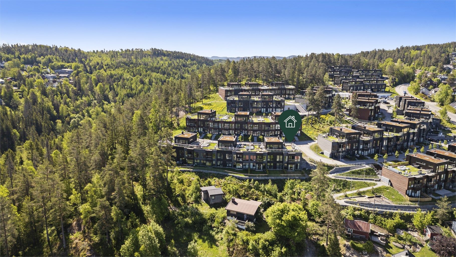 Ingen hus foran boligen som hindrer for utsikten, samt ingen gjenboere.