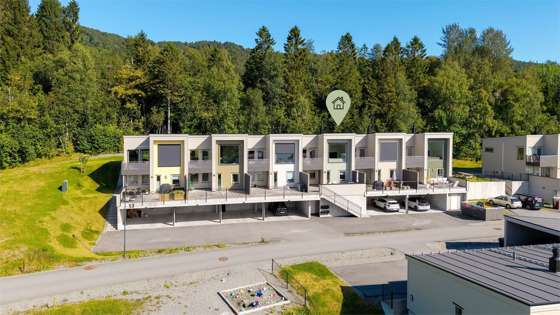 Et moderne rekkehus fra 2023 i et familievennlig område på Emblem.
Foto: Stian Wiik