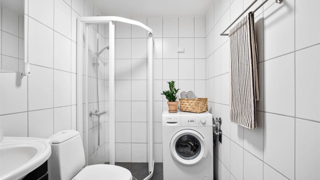 Pent flislagt bad med gulvvarme