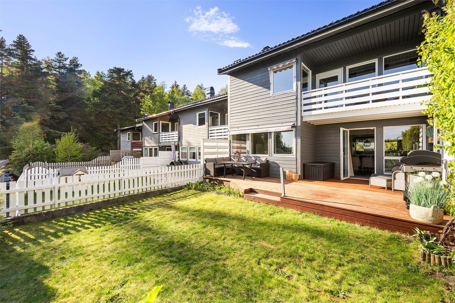 Velkommen til Furulia 5D - Rekkehus med god standard og fine uteplasser 