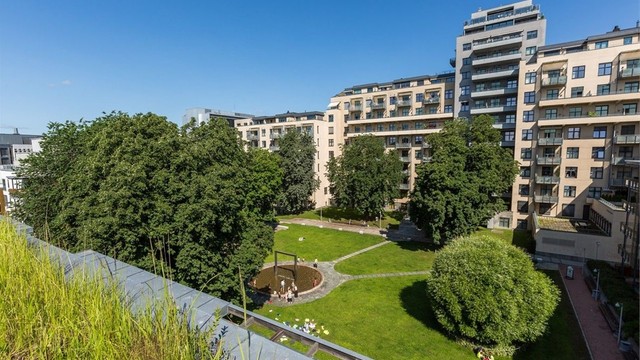 Sameiet har en hyggelig felles takterrasse til disposisjon for beboere.