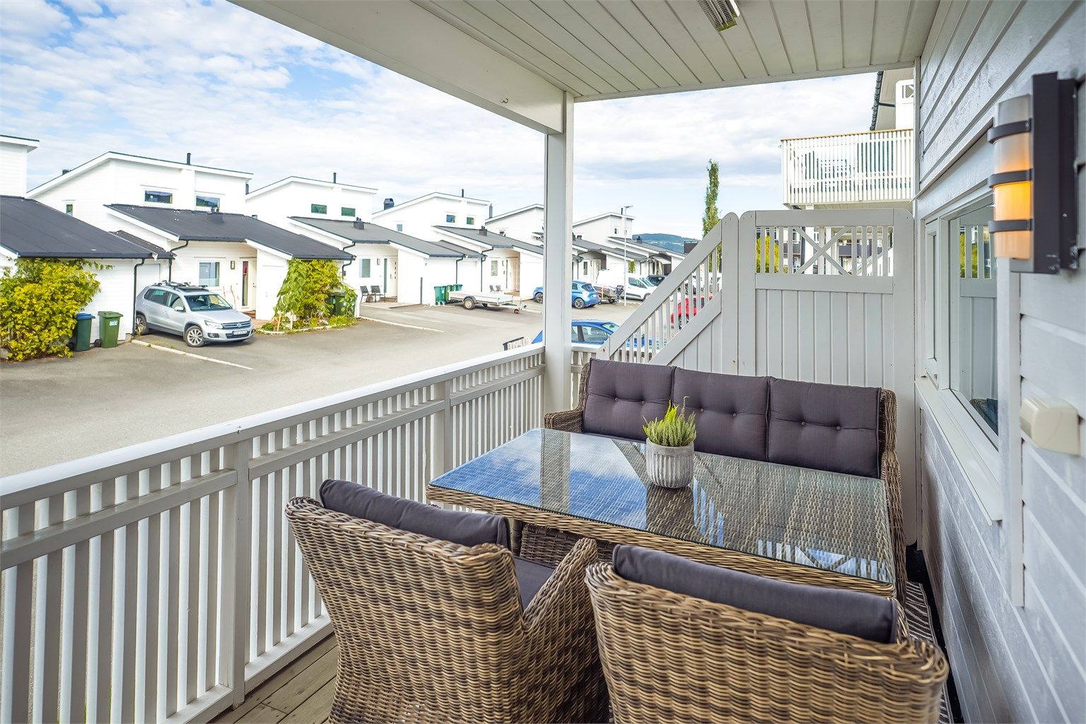 Terrassen vil på sommerstid oppleves som en fin forlengelse av stuen.