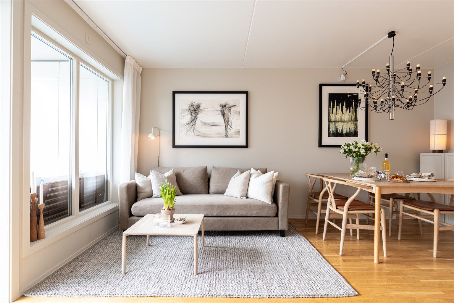 Velkommen til Hasleveien 26! Presentert av Sara Marie Zachariassen Østbye v/ Krogsveen Eiendomsmegling.