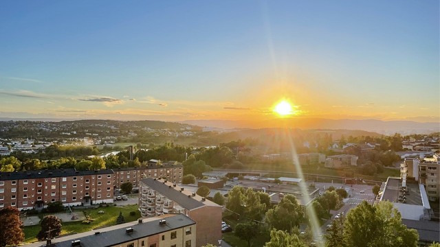 Her kan du nyte den fantastiske utsikten og solnedgangen året rundt.