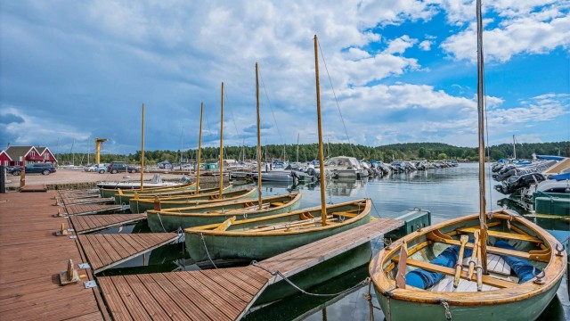 Nabolaget byr på idylliske omgivelser ved sjøen.
