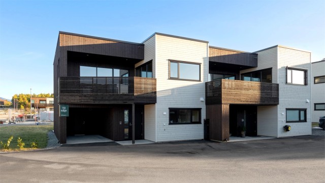 Velkommen til idylliske og barnevennelige Eikenosvågen (Bilder fra solgt demohus 11)