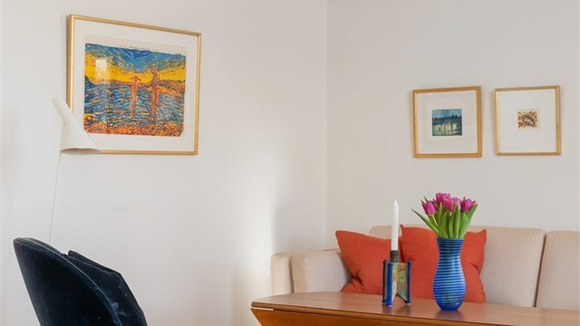 Kabel-TV og bredbånd er inkludert i felleskostnadene for en enklere hverdag.