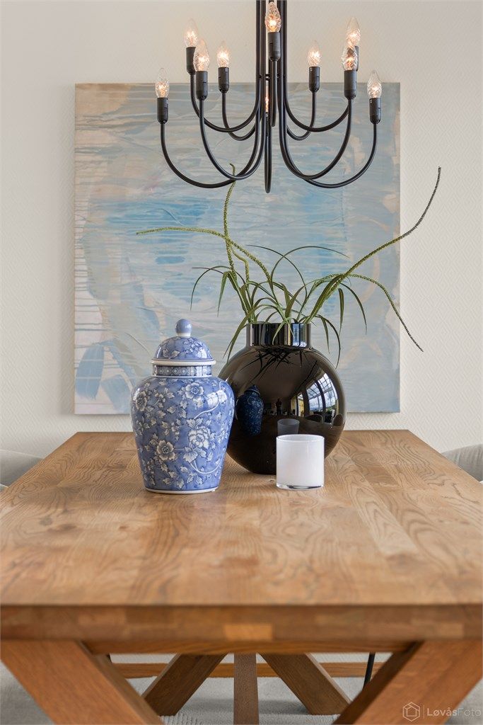 God plass til hyggelige middager med familie og venner.