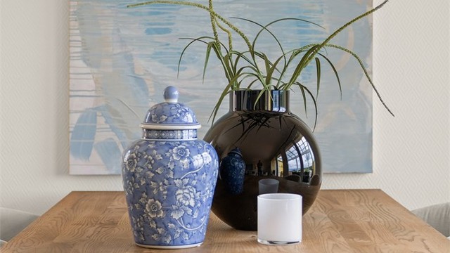 God plass til hyggelige middager med familie og venner.