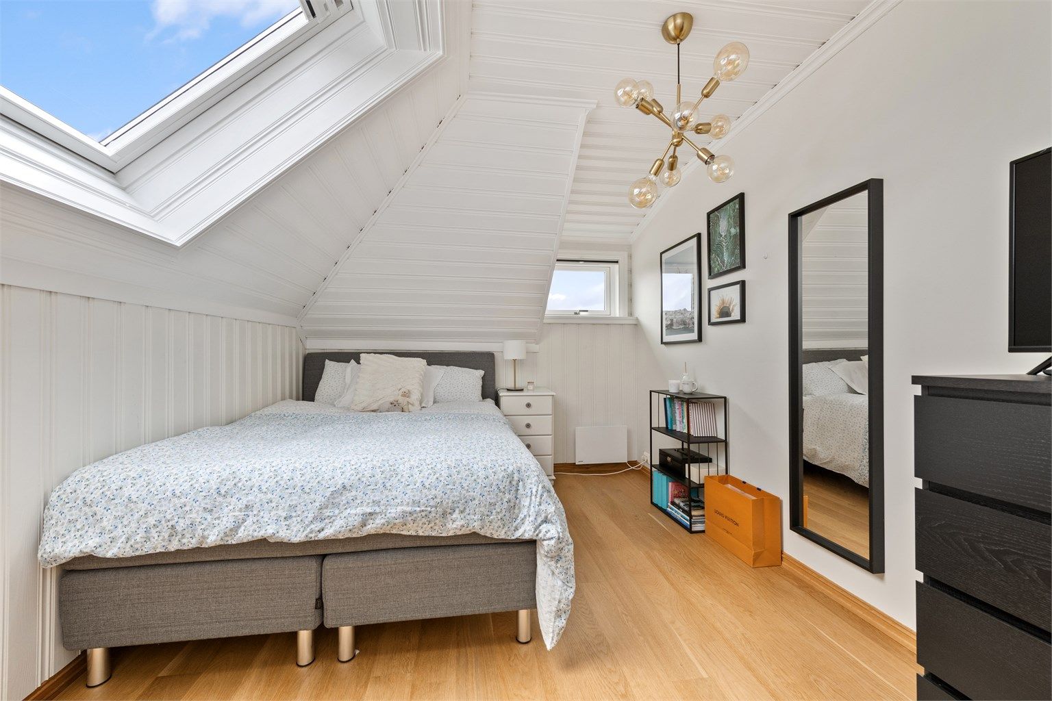 Soverom nr 2 på loft