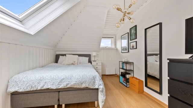 Soverom nr 2 på loft