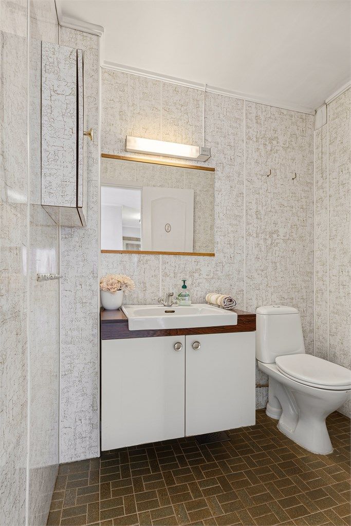 Wc rom
