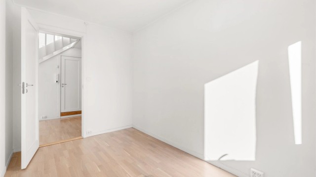 Alle soverommene ligger i en rolig og tilbaketrukket del av boligen.