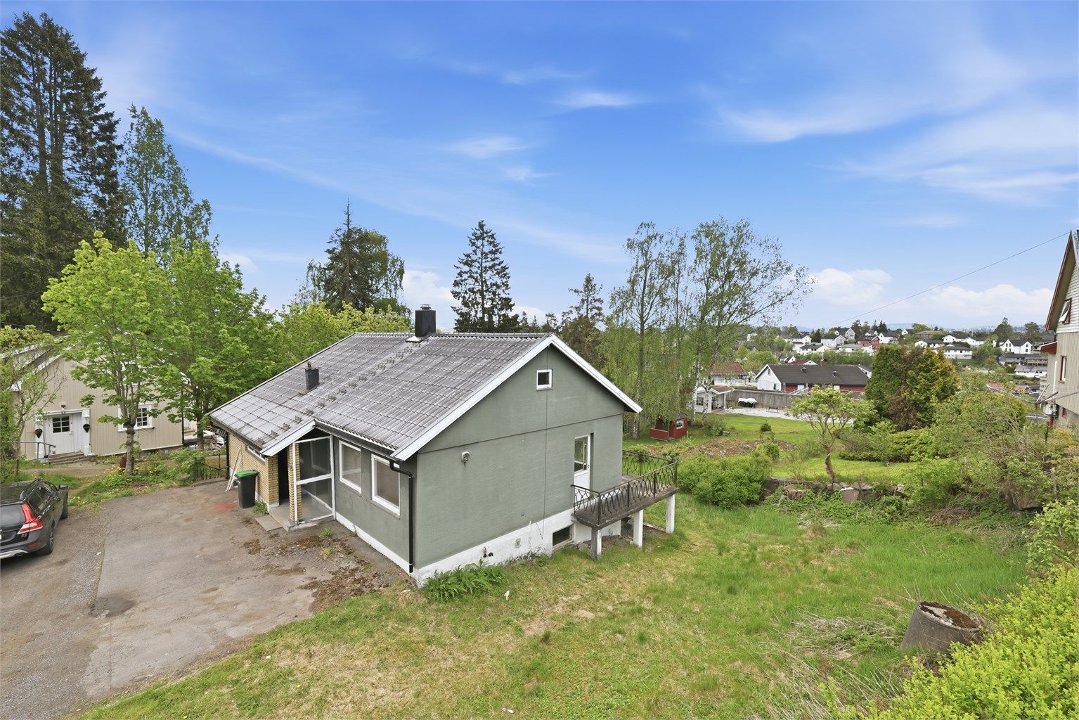 Enebolig med stort potensial i et etablert og barnevennlig boligområde.
Foto: [Fotograf eller fotofirma]