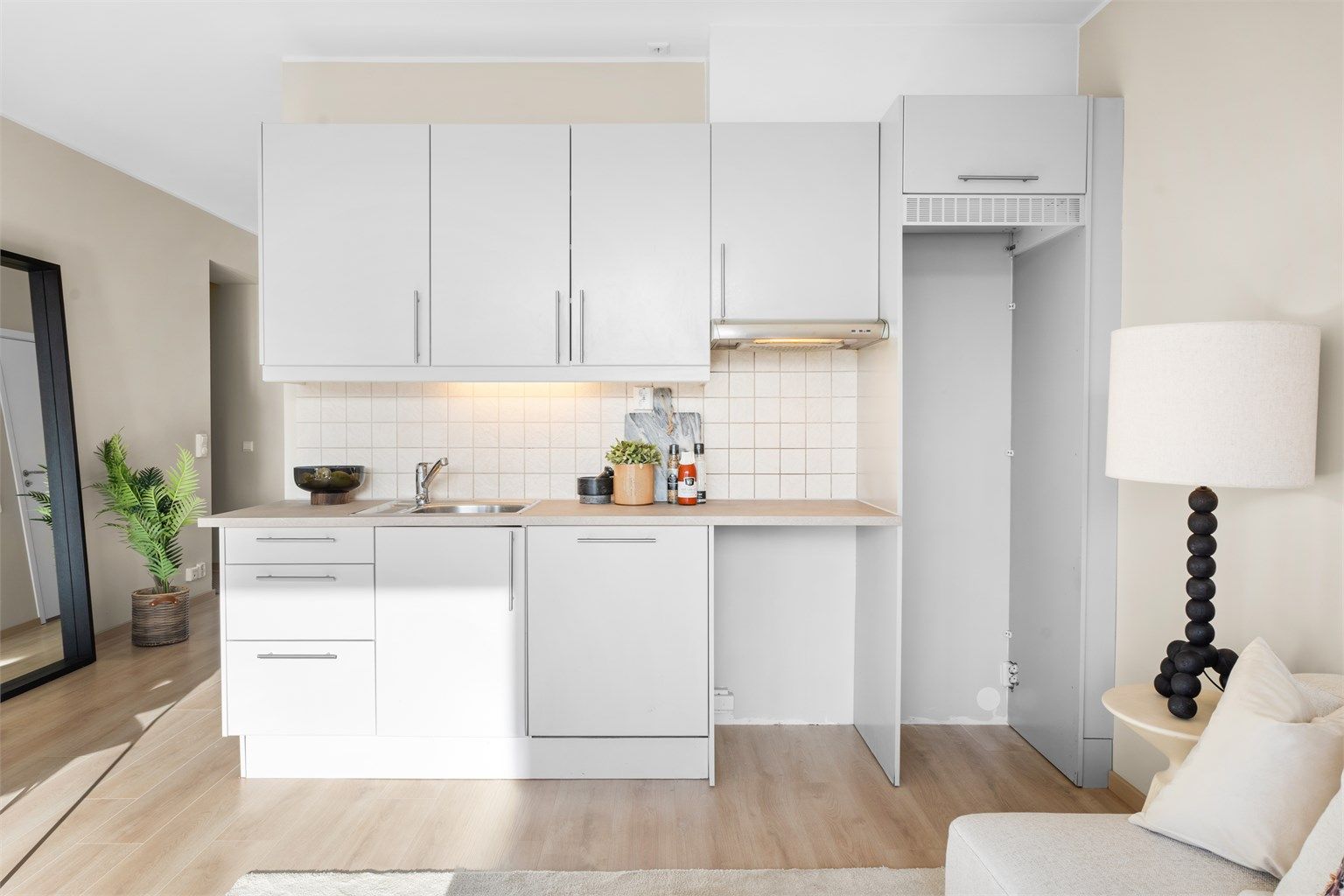 Ny benkeplate i 2026 - nisje for hvitevarer og integrert oppvaskmaskin.