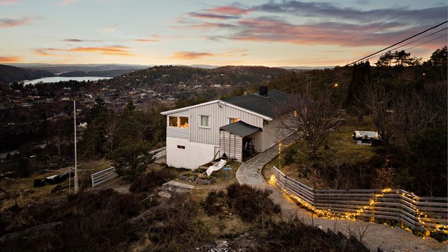 Tomten er på ca. 2.143,5 kvm.