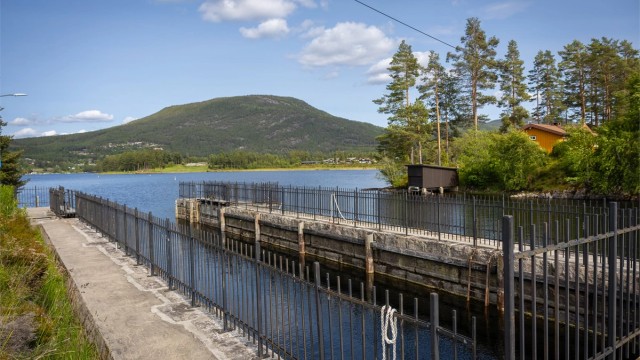 Sluse nede ved Vråvatn