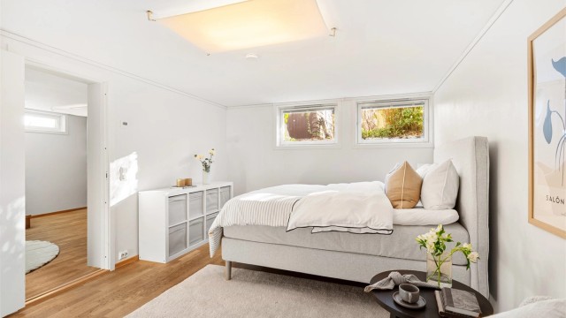 Soverom i underetasje - ikke søkt om godkjent for varig opphold.