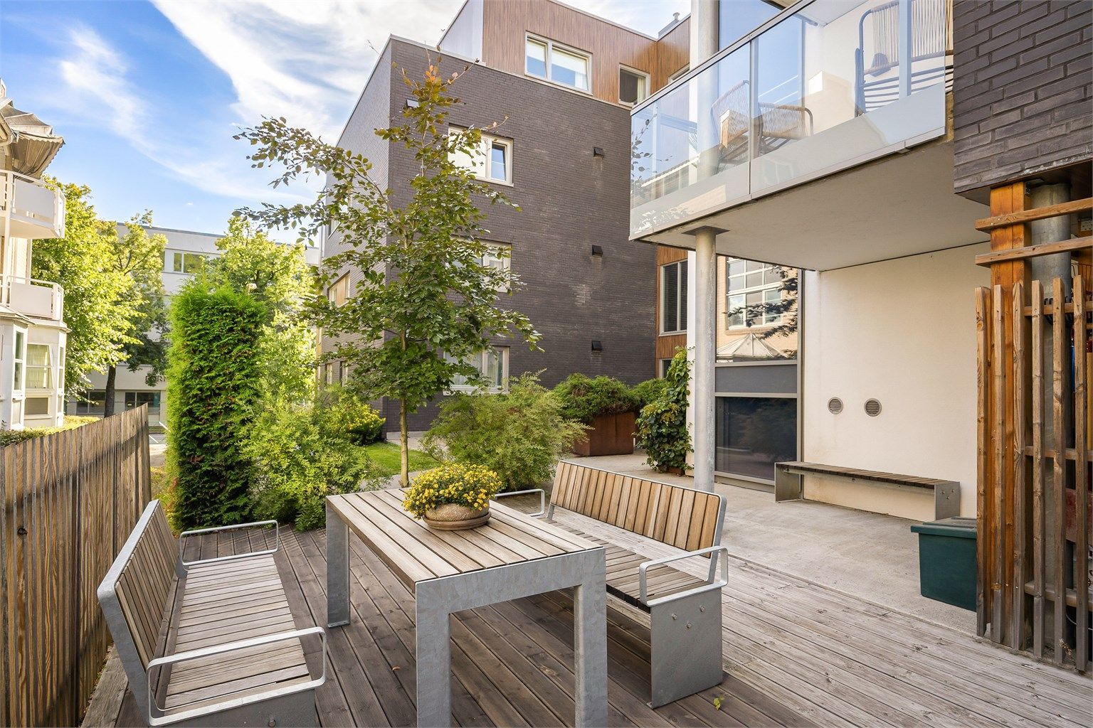 Sameiets felles atrium er etablert som et møtepunkt for beboerne.
