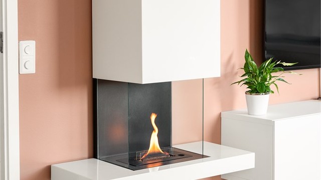 En integrert Tenderflame veggpeis skaper en lun og hyggelig atmosfære.