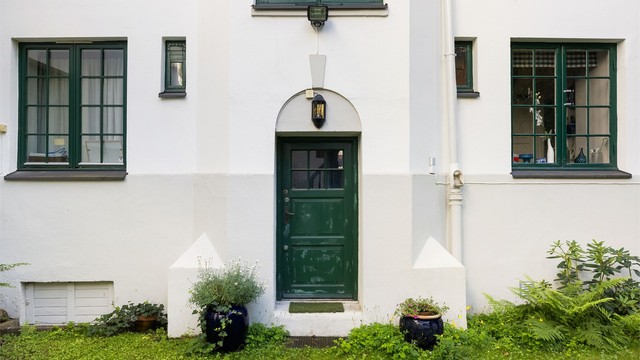 Inngang til baktrapp
