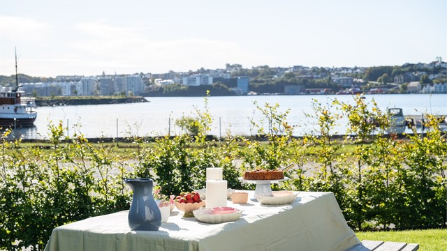 Her lever man på mange måte i ett med naturen!