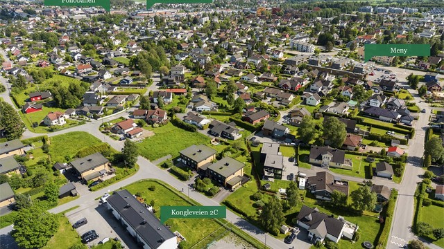 Svært attraktiv beliggenhet på Øvre Hebekk! Gangavstand til Ski sentrum med Follobanen, som tar deg til Oslo S på kun 12 minutter.