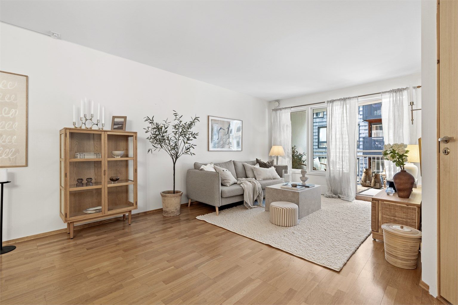 Leiligheten disponerer egen loftsbod på ca. 6 m² gir god lagringsplass. 