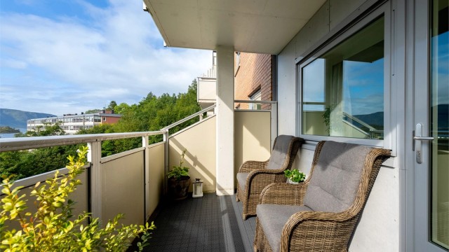 Velkommen til Borgundvegen 302 presentert av Eiendomsmegler/Partner Marit Stuen Aursnes