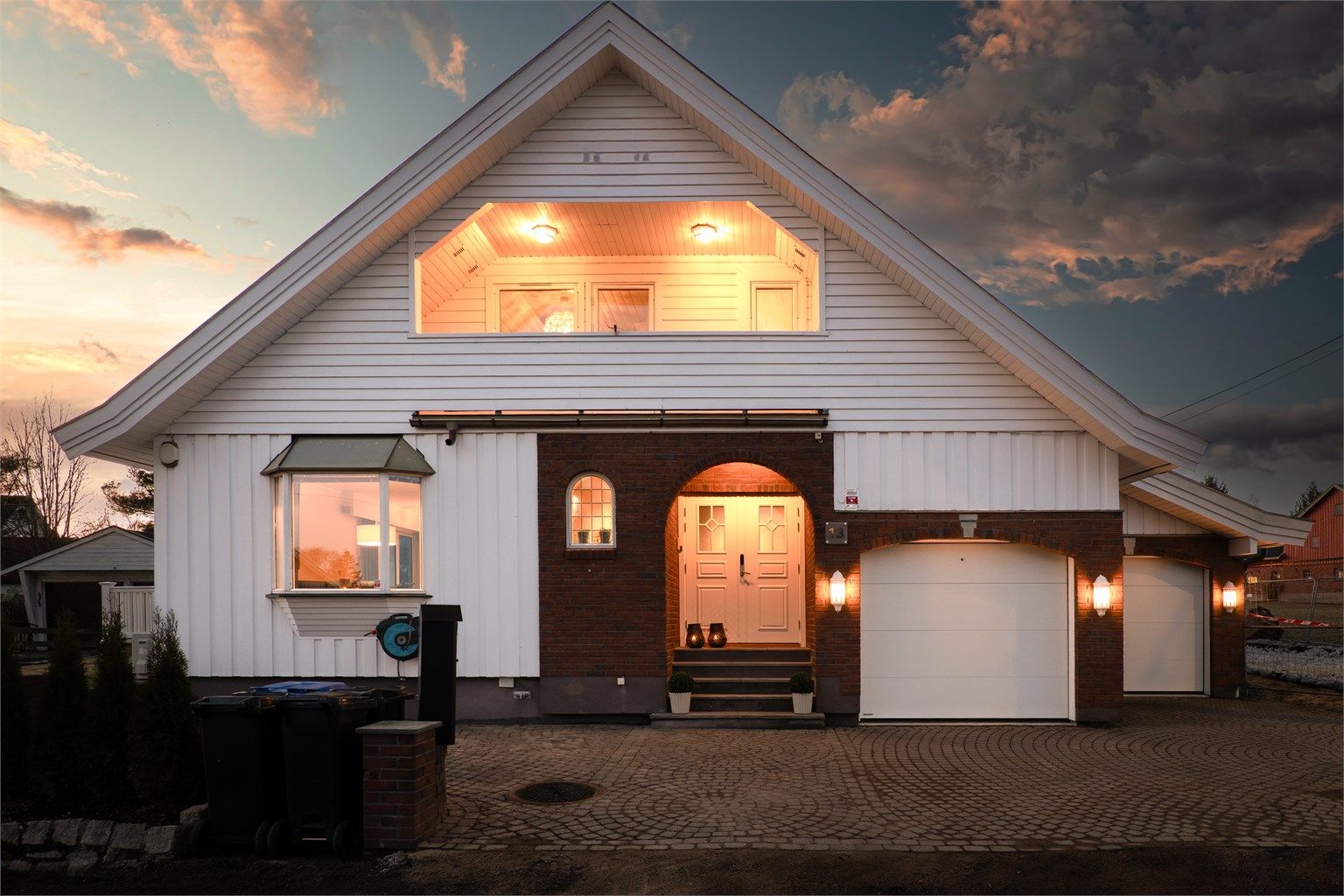 Rundveien 13 presenteres av Raymond Bøhn i Krogsveen. 
Fotograf; Kristoffer Kristiansen.