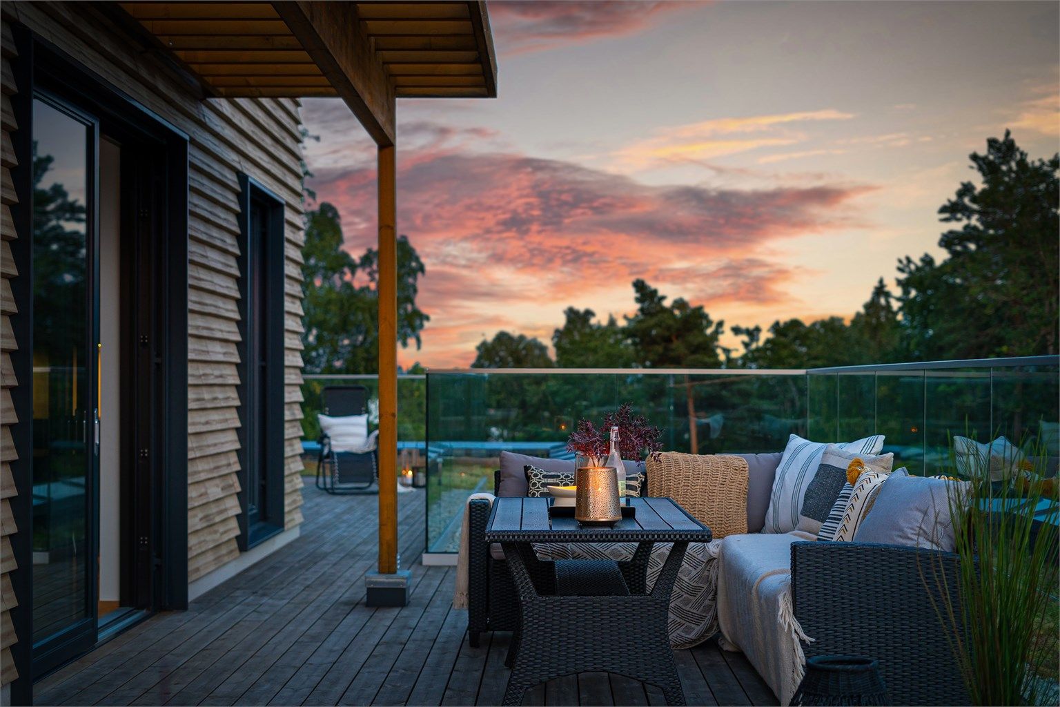 Terrassen ligger usjenert til og har flotte solforhold