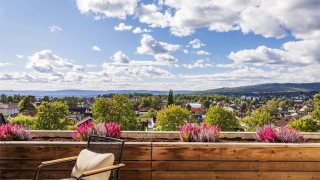 Attraktiv 5-roms terrasseleilighet med svært gode solforhold. Foto: Hanne Bruland/FotoHanne