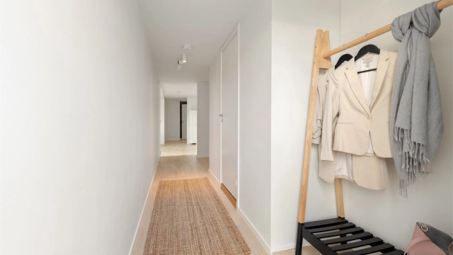 Hele underetasjen ble innredet fra grovkjeller til boligareal i 2020