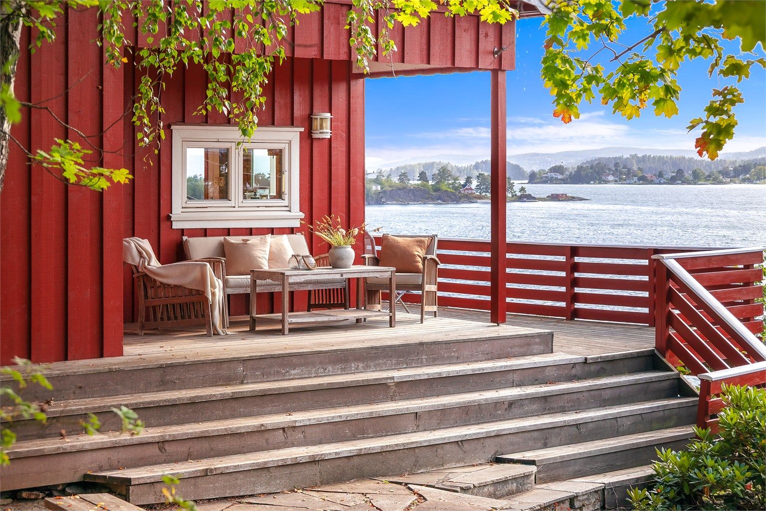 Velkommen til Vestre vei 104A, presentert av Terje Tveit i Krogsveen.